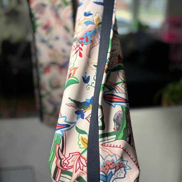 Like New Ted Baker London Tachi Side-Stripe Jungle Trousers Spring Floral SZ 2 - Picture 6 of 10